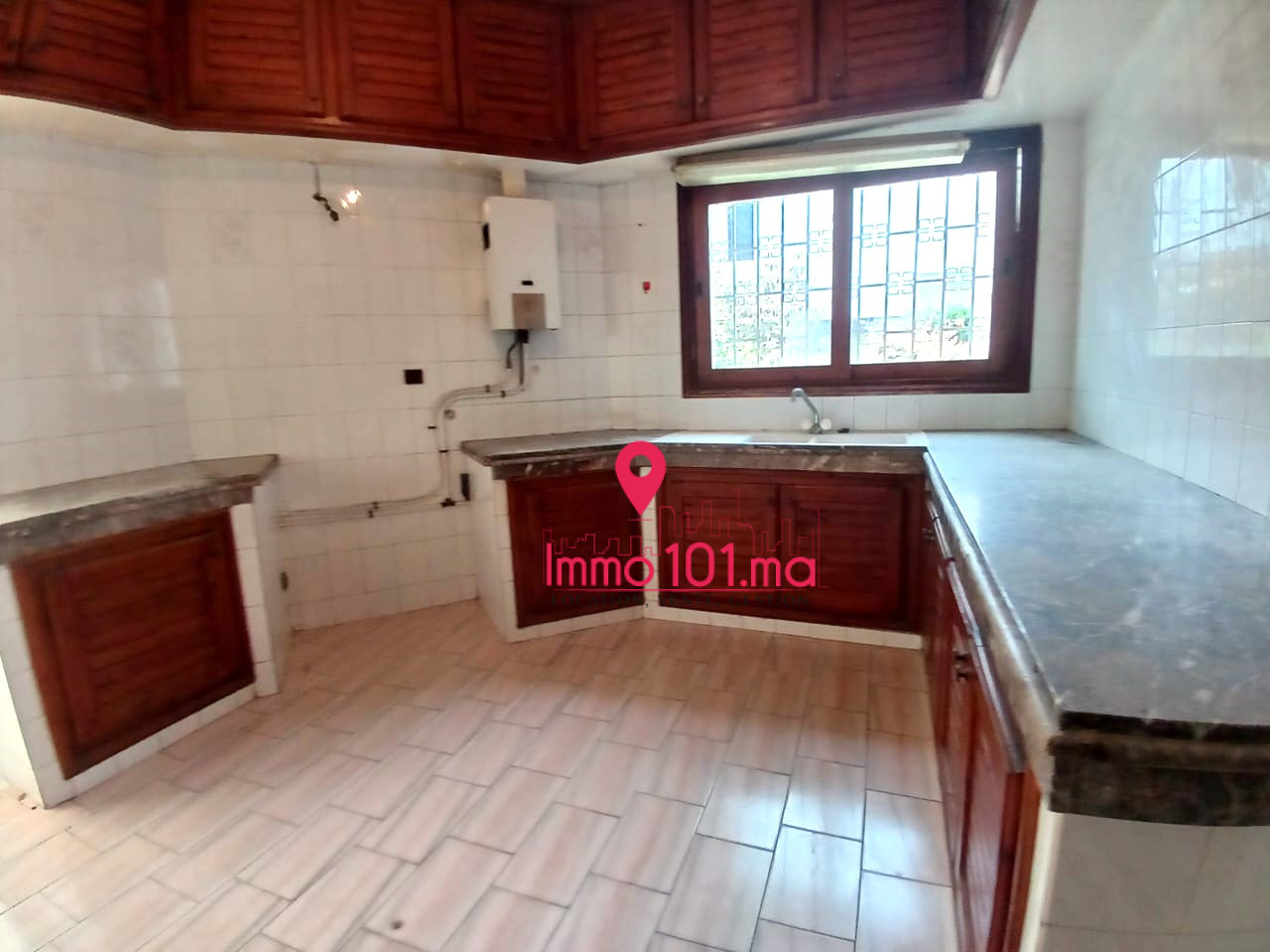 Villa à vendre à Hay Riad AYV2121